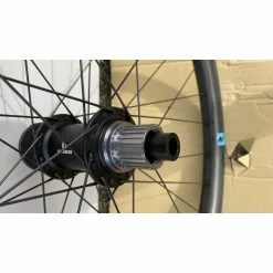 Reynolds® Roues Complètes Reynolds TR307 - 27.5'' Plus -TRANSMISSIONS BIKELIFE Soldes 2023 paire de roue vtt reynolds carbon 275 tr307 e 2