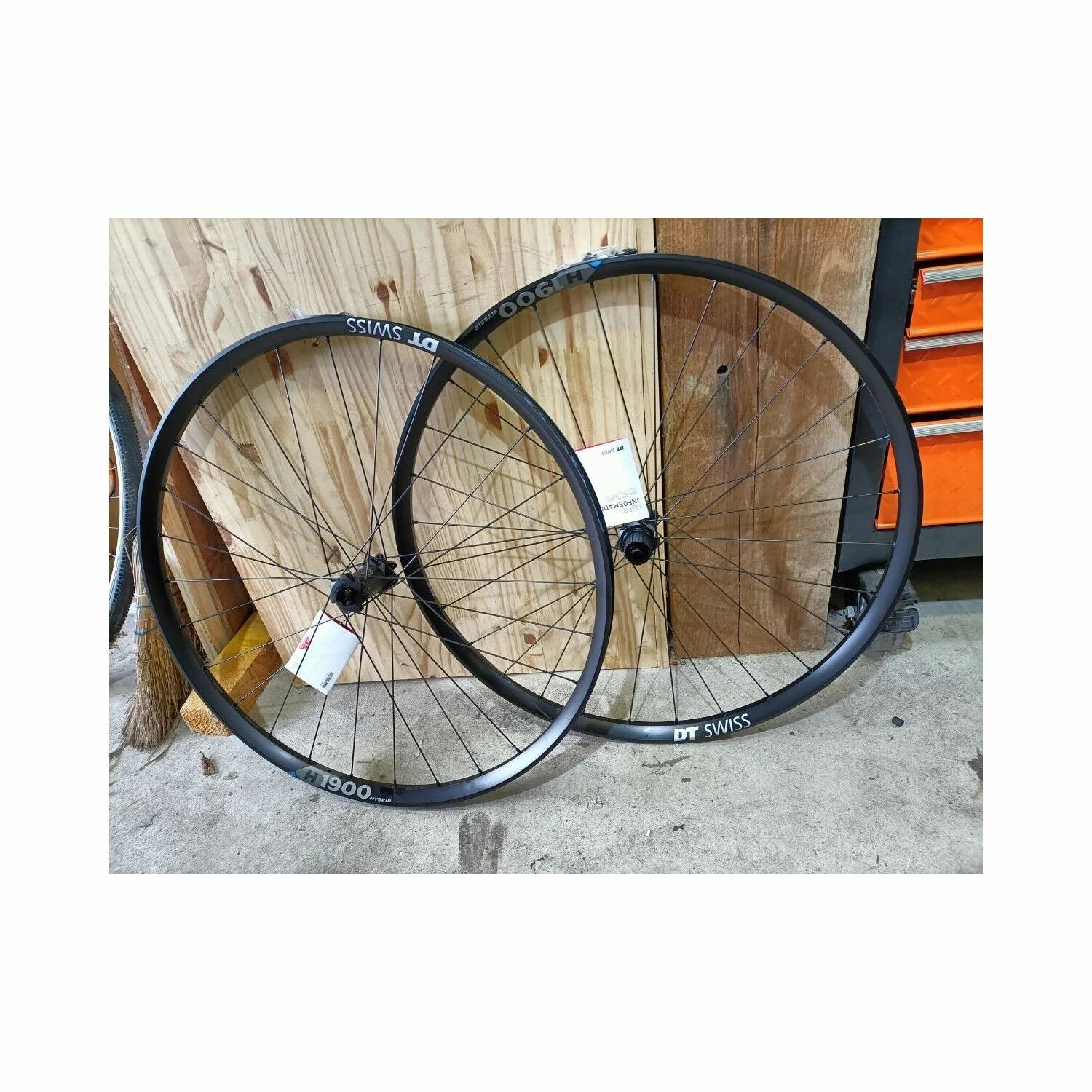 Dt-swiss Roues Complètes Dt Swiss - 29'' 1 Dt-swiss Roues Complètes Dt Swiss - 29''