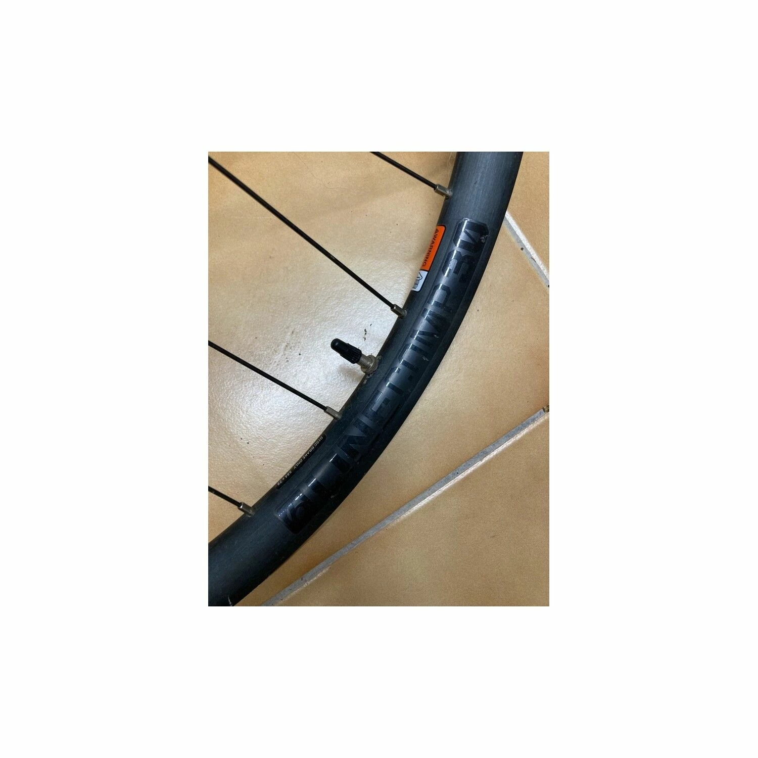 Roues Complètes Bontrager - 27.5'' Plus 4 Roues Complètes Bontrager - 27.5'' Plus – Image 4