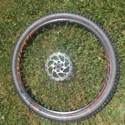 Roues Complètes Sunn - 29'' 8 Roues Complètes Sunn - 29'' -TRANSMISSIONS BIKELIFE Soldes 2023 paire roues vtt sunn 29 boost 2