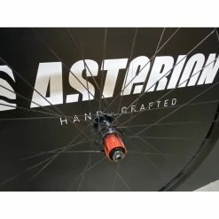 Roues Complètes Asterion - 700 5 Roues Complètes Asterion - 700 -TRANSMISSIONS BIKELIFE Soldes 2023 roue arriere gravel aventure 2