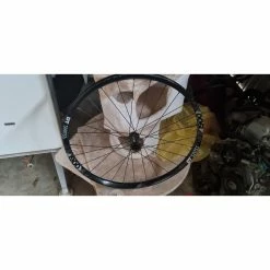 Dt-swiss Roues Complètes Dt Swiss - 27.5'' 5 Dt-swiss Roues Complètes Dt Swiss - 27.5'' -TRANSMISSIONS BIKELIFE Soldes 2023 roue avant dt swiss e1900 neuve 2