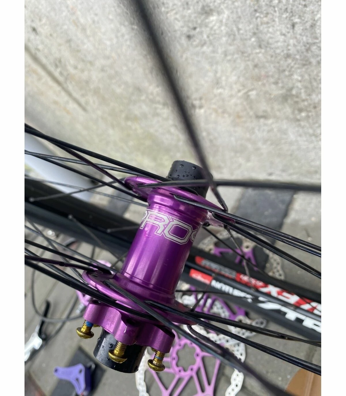 Roues Complètes - 27.5'' 3 Roues Complètes - 27.5'' – Image 3