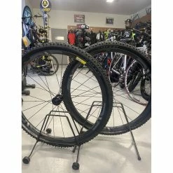 Roues Complètes Enve - 27.5'' Plus