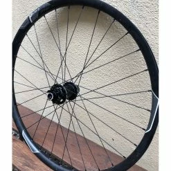 Race Face Roues Complètes -TRANSMISSIONS BIKELIFE Soldes 2023 roue giant dh 275 pm2 av20x110 ar15x153 4