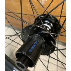 Race Face Roues Complètes - 27.5'' Plus 9 Race Face Roues Complètes - 27.5'' Plus -TRANSMISSIONS BIKELIFE Soldes 2023 roue vae dt swiss 275 boost 4