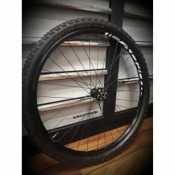 Dt-swiss Roues Complètes Dt Swiss - 29'' 11 Dt-swiss Roues Complètes Dt Swiss - 29'' -TRANSMISSIONS BIKELIFE Soldes 2023 roues roval 29 plus pneus plus disques plus cassette tbe 5